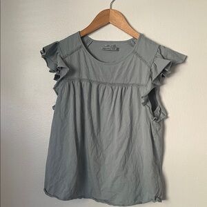 Abercrombie & Fitch Gray Ruffle Sleeve Blouse